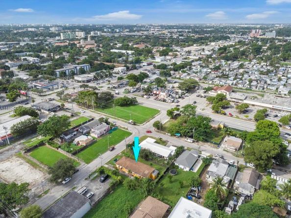 47 NE 80th Ter, Miami FL 33138