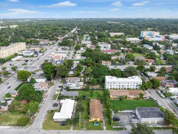 47 NE 80th Ter, Miami FL 33138