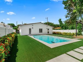 3855 SW 1st St, Miami FL 33134