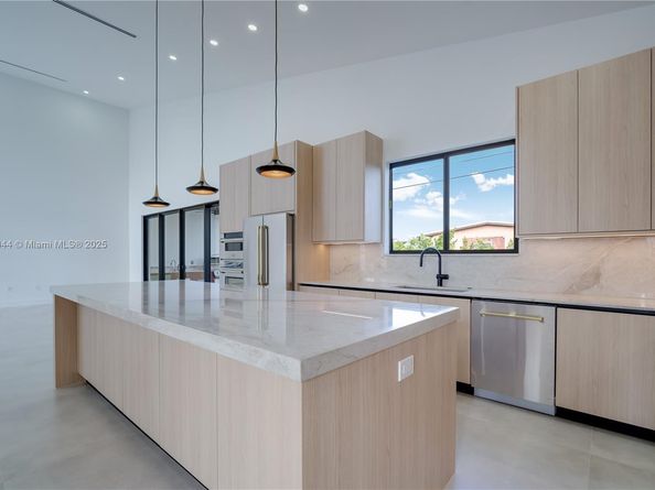 4321 SW 99th Ave, Miami FL 33165