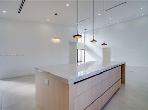 4321 SW 99th Ave, Miami FL 33165