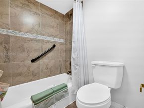 3900 N Hills Dr 303, Hollywood FL 33021