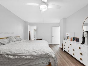 3900 N Hills Dr 303, Hollywood FL 33021