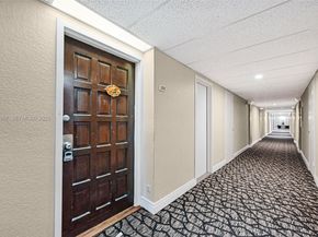 3900 N Hills Dr 303, Hollywood FL 33021