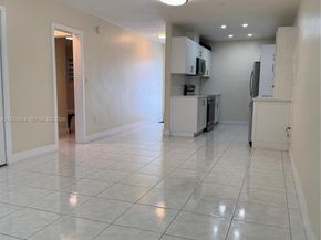 300 NE 191st St 219, Miami FL 33179