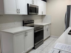 300 NE 191st St 219, Miami FL 33179