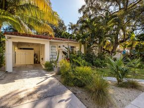 1009 NW 11th Ct, Miami FL 33136