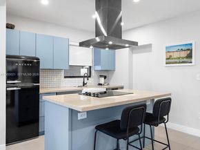 1009 NW 11th Ct, Miami FL 33136