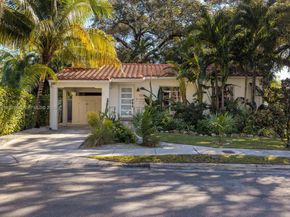 1009 NW 11th Ct, Miami FL 33136