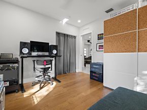 1009 NW 11th Ct, Miami FL 33136