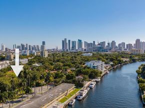 1009 NW 11th Ct, Miami FL 33136