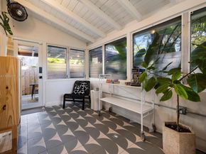 1009 NW 11th Ct, Miami FL 33136