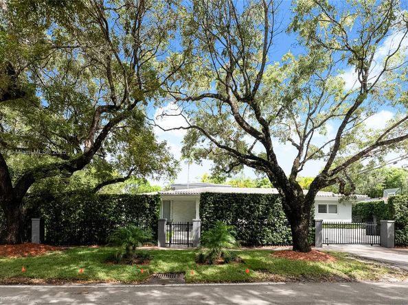 1545 Siena Ave, Coral Gables FL 33146