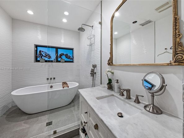 114 2nd Dilido Ter, Miami Beach FL 33139