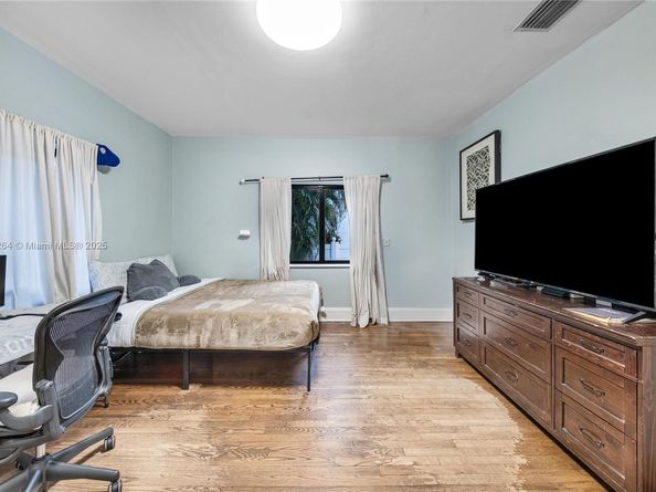 114 2nd Dilido Ter, Miami Beach FL 33139