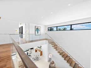 1510 Stillwater Dr, Miami Beach FL 33141
