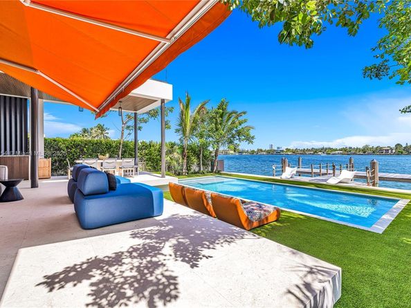 1510 Stillwater Dr, Miami Beach FL 33141