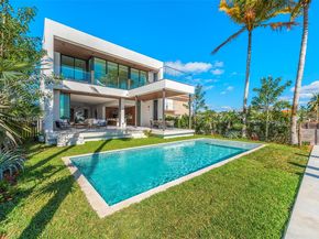 1510 Stillwater Dr, Miami Beach FL 33141