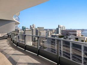 1000 Brickell Plz PH5403, Miami FL 33131