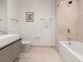 1000 Brickell Plz PH5403, Miami FL 33131
