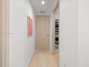 1000 Brickell Plz PH5403, Miami FL 33131