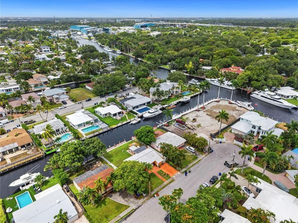 1328 Mango Isle, Fort Lauderdale FL 33315