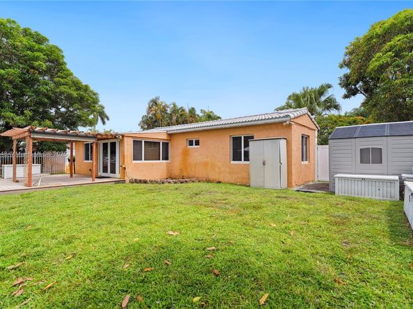 1328 Mango Isle, Fort Lauderdale FL 33315