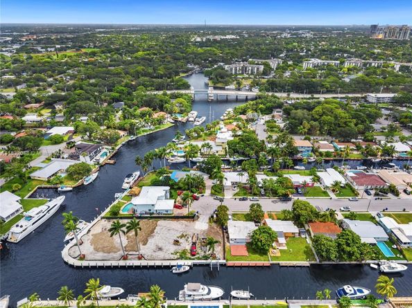 1328 Mango Isle, Fort Lauderdale FL 33315