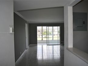 9900 Sunrise Lakes Blvd 309, Sunrise FL 33322