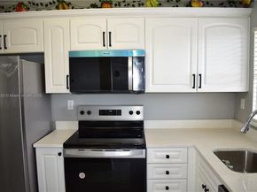 9900 Sunrise Lakes Blvd 309, Sunrise FL 33322