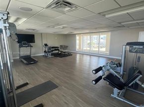 321 NE 26th St 717, Miami FL 33137