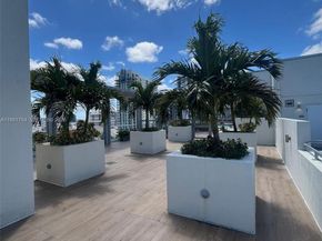 321 NE 26th St 717, Miami FL 33137