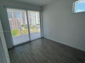 321 NE 26th St 717, Miami FL 33137
