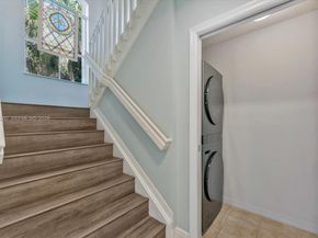 9057 SW 161st Ter, Palmetto Bay FL 33157