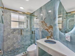 9057 SW 161st Ter, Palmetto Bay FL 33157