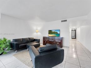 11840 NE 19th Dr 9, North Miami FL 33181