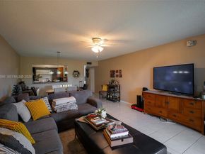2083 Coral Ridge Dr N302, Coral Springs FL 33071