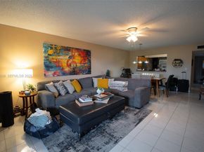 2083 Coral Ridge Dr N302, Coral Springs FL 33071