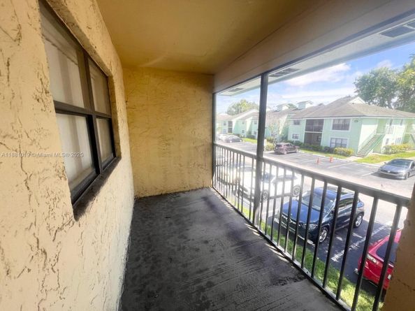 4007 NW 87th Ave 4007, Sunrise FL 33351