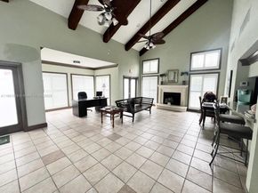 4007 NW 87th Ave 4007, Sunrise FL 33351