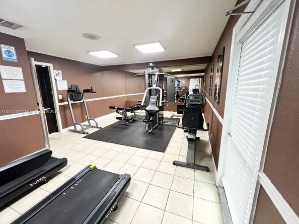 4007 NW 87th Ave 4007, Sunrise FL 33351