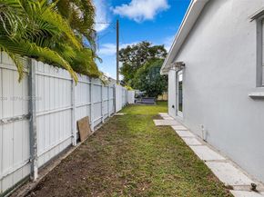 10330 SW 157th St, Miami FL 33157