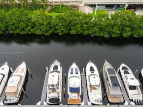 3500 Mystic Pointe Dr 1205, Aventura FL 33180