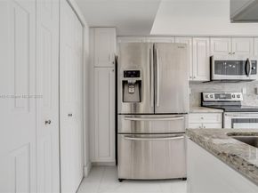 3500 Mystic Pointe Dr 1205, Aventura FL 33180