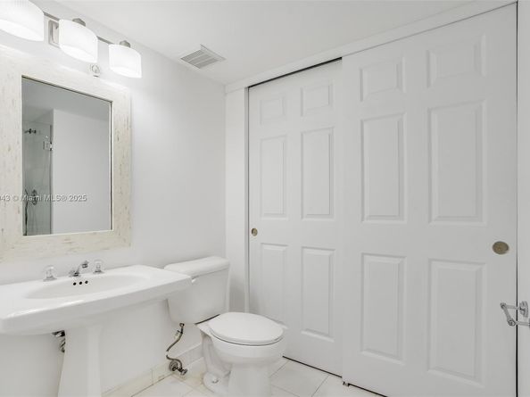 3500 Mystic Pointe Dr 1205, Aventura FL 33180