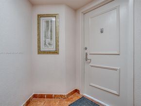 3500 Mystic Pointe Dr 1205, Aventura FL 33180