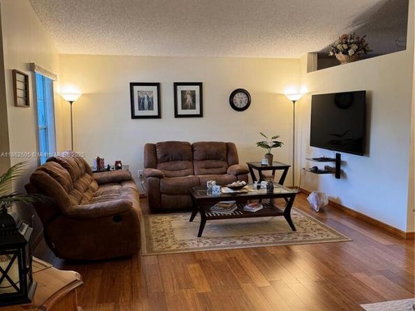 14364 SW 113th Ter, Miami FL 33186