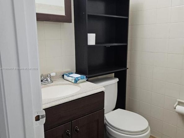 Undisclosed Address #A11908457, Miami FL 33183