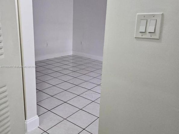 Undisclosed Address #A11908457, Miami FL 33183