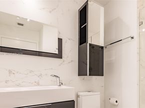 1111 SW 1st Ave 3216N, Miami FL 33130